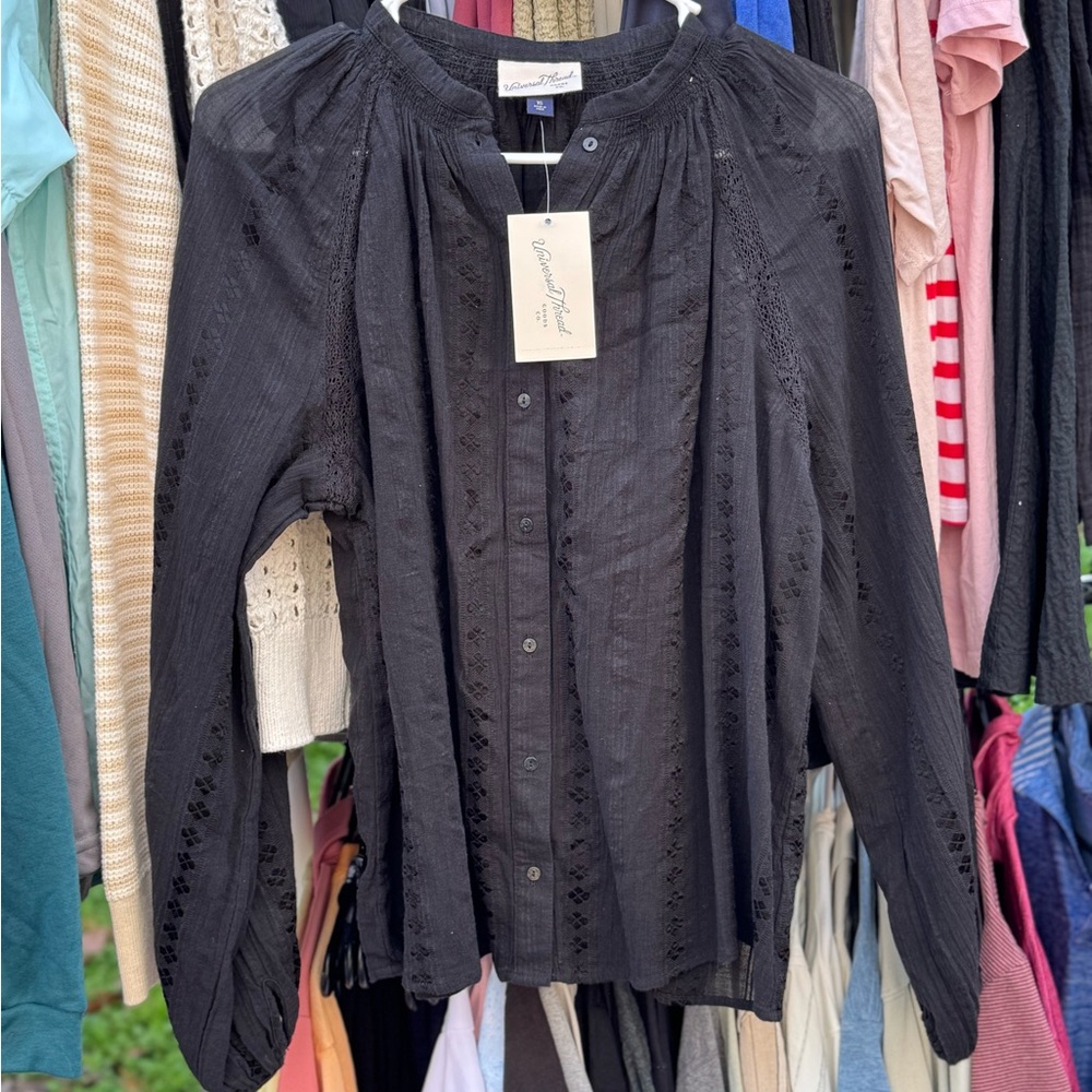 Universal Thread Black Blouse